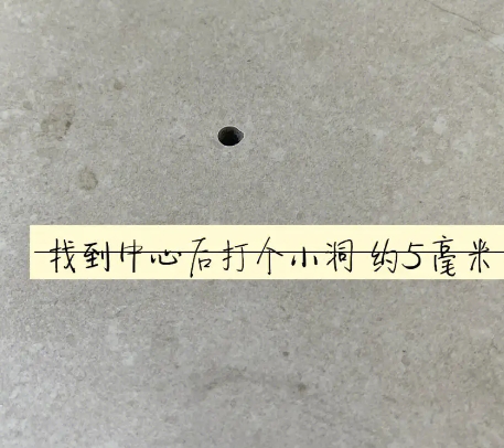 柳江瓷砖空鼓维修公司专业解答在瓷砖铺贴过程中，如果砂料搅拌不均匀，将会带来以下问题
